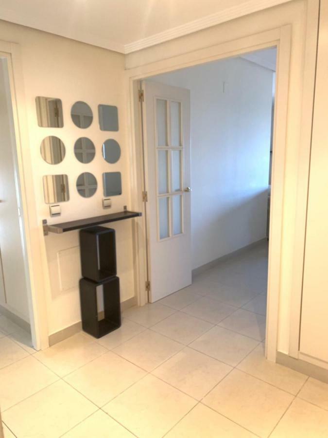Apartamento Primera Linea Apartment Malaga Exterior photo